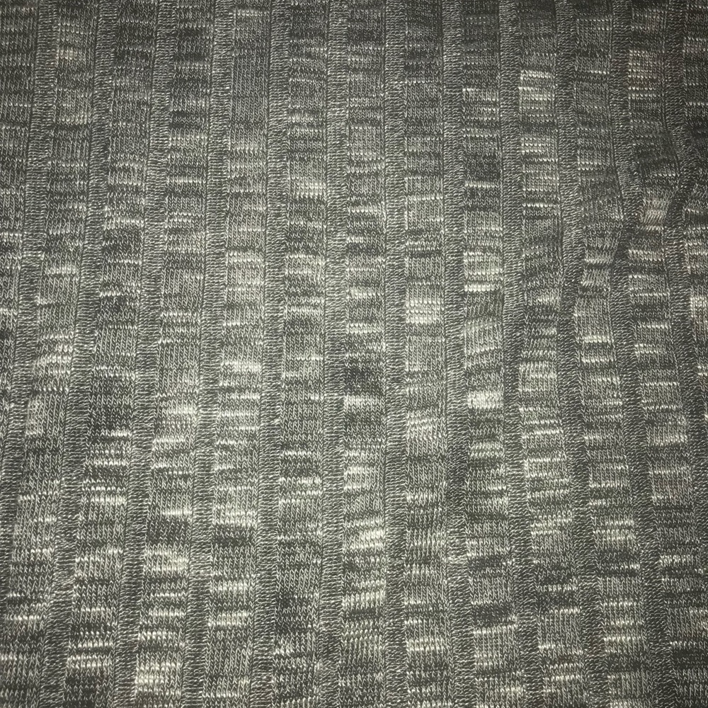 NWT Grey Ribbed Tee - Picture 4 of 4